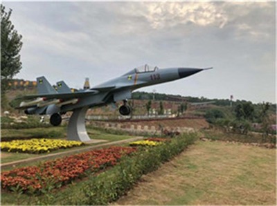 國(guó)防教育軍事模型工廠 價(jià)格、直營(yíng)與教育場(chǎng)地出租全解析